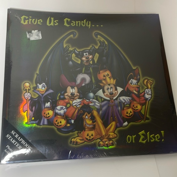 Disney Halloween scrap book holiday Mickey Minnie rare - Picture 2 of 10